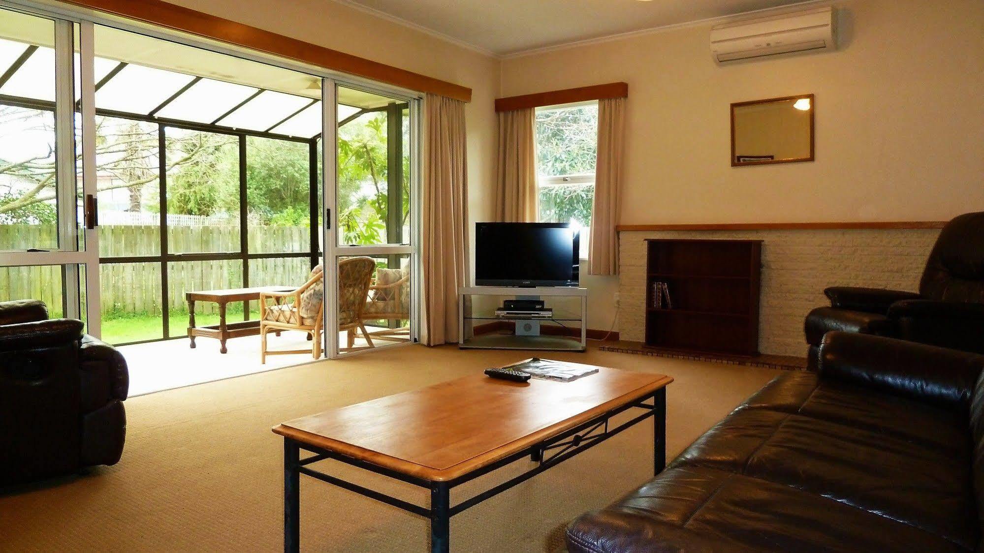Tudor Lodge Motel Νέλσον Εξωτερικό φωτογραφία