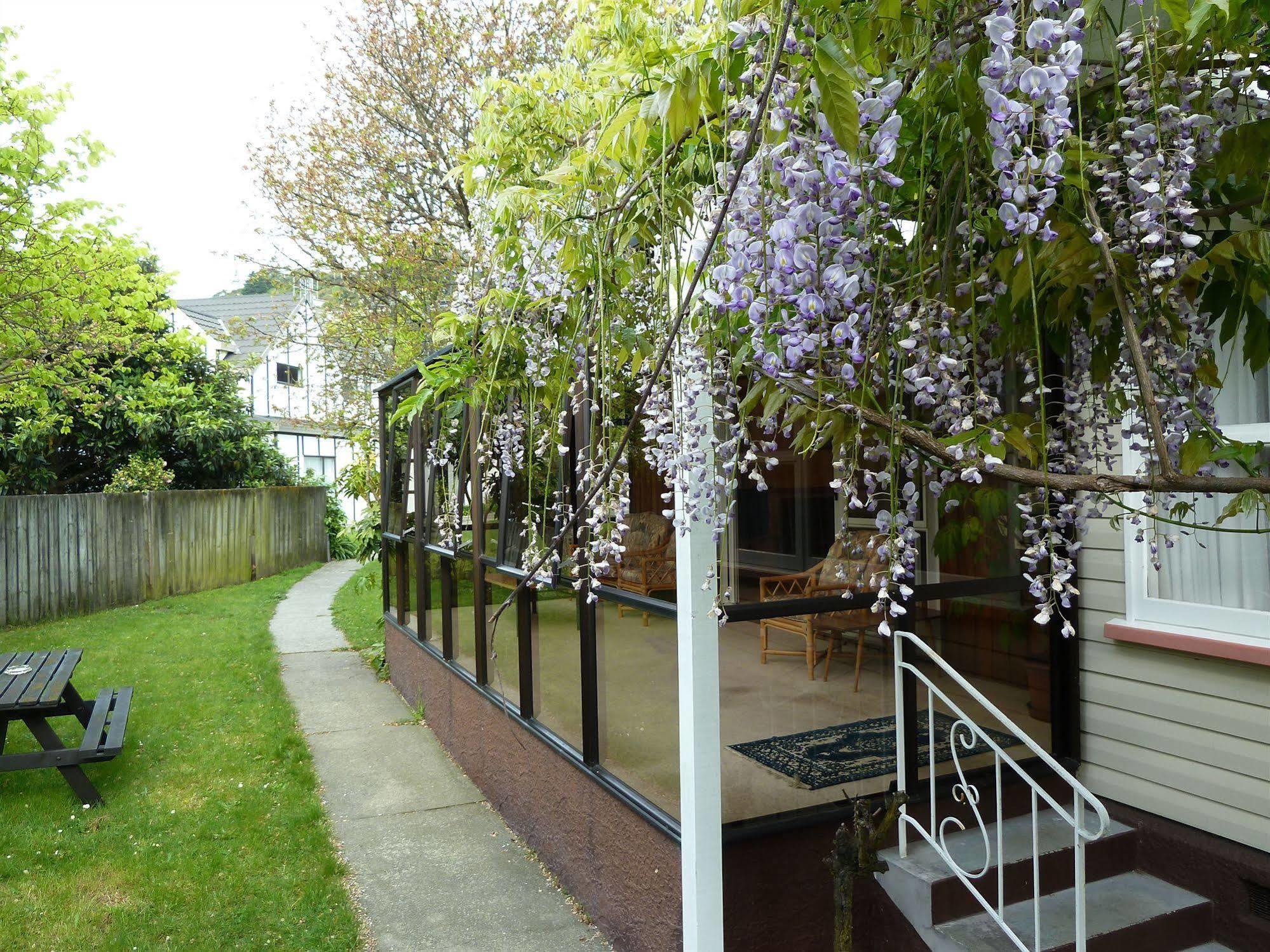 Tudor Lodge Motel Νέλσον Εξωτερικό φωτογραφία